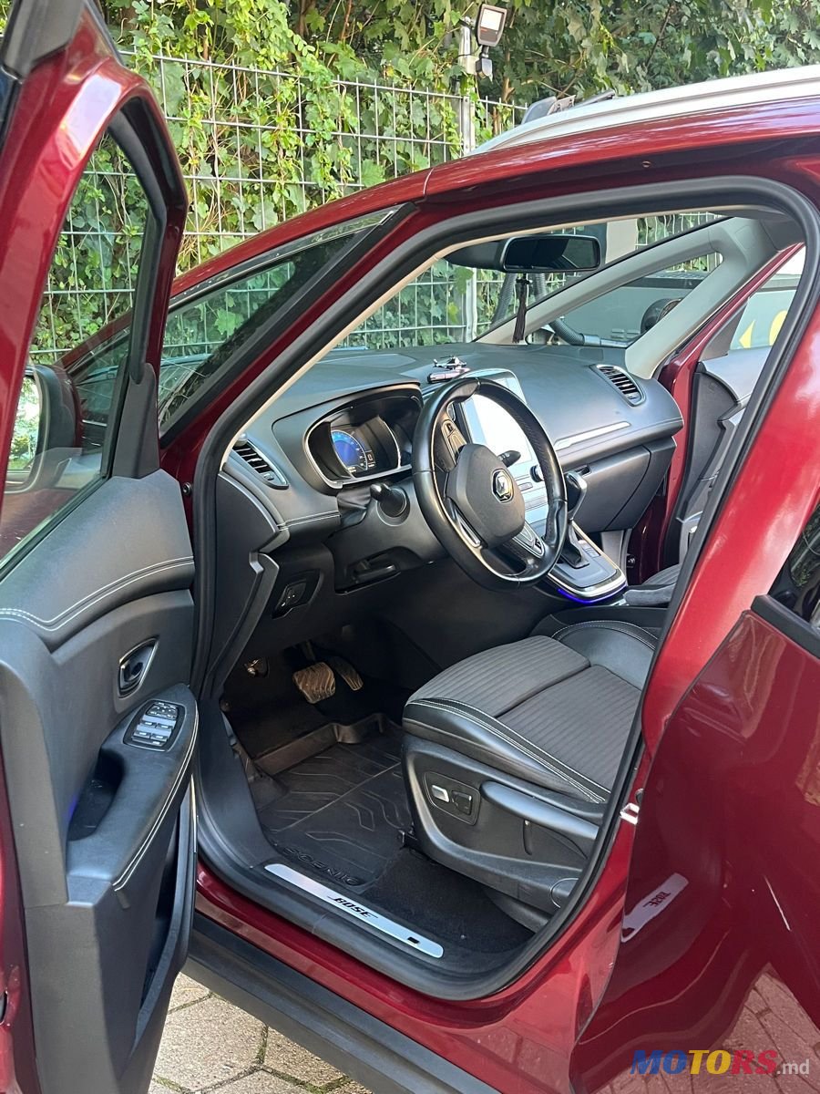 2017' Renault Grand Scenic photo #4