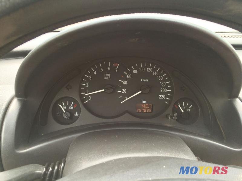 2001' Opel Corsa photo #5
