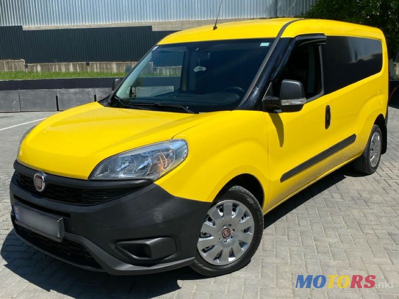 2015' Fiat Doblo photo #1