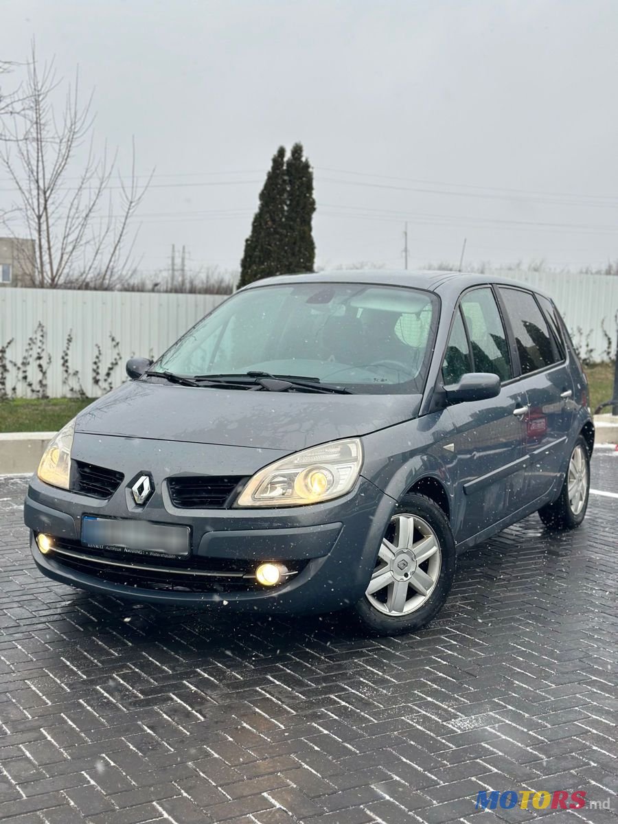 2008' Renault Scenic photo #1
