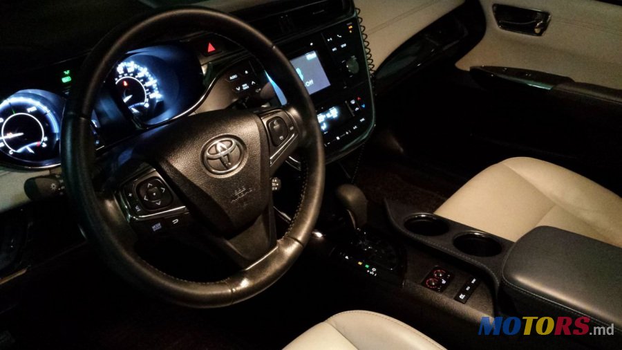 2014' Toyota Avalon photo #4