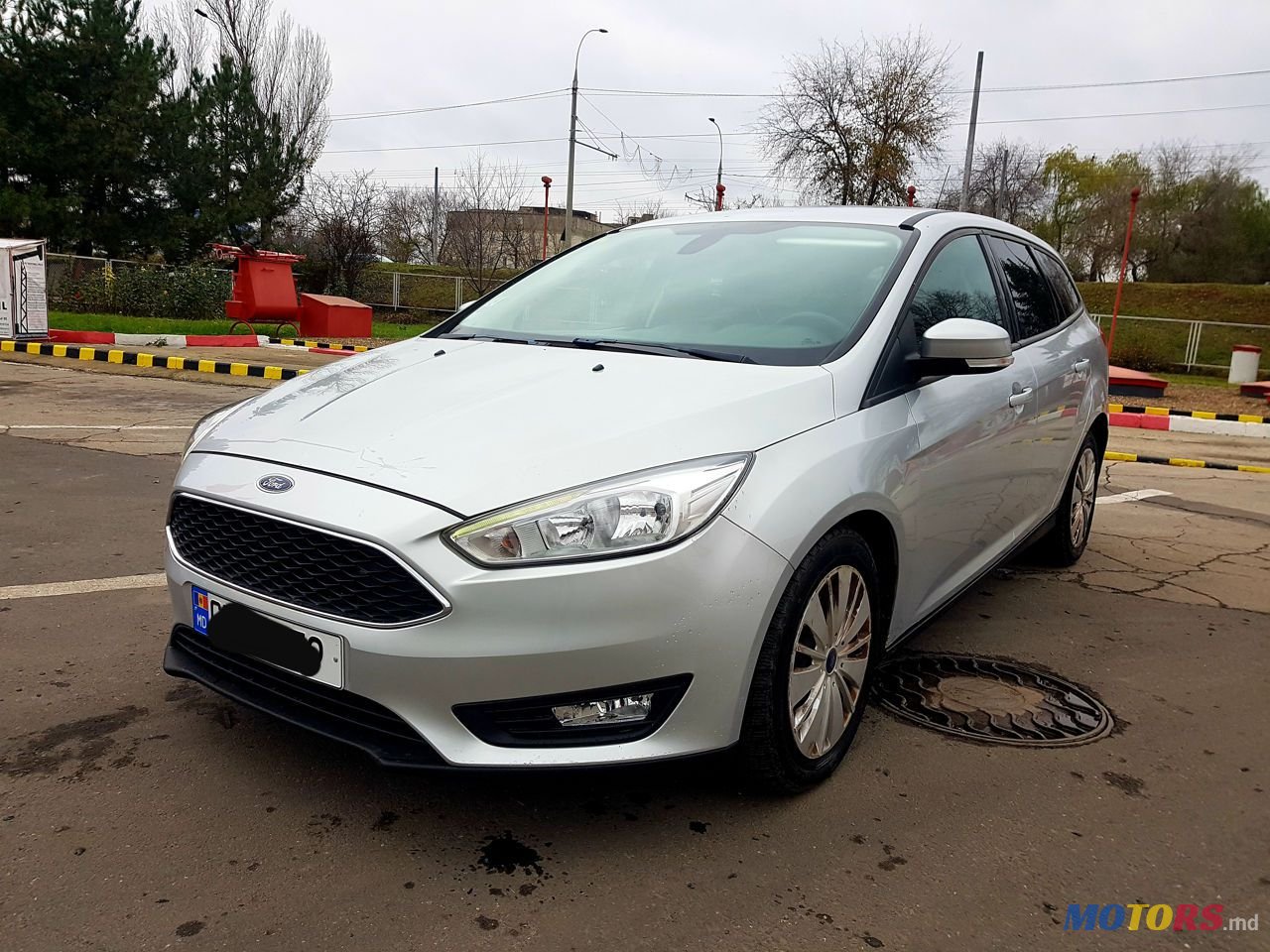 2017' Ford Focus photo #4