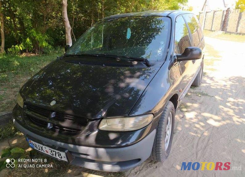 1999' Chrysler Voyager photo #5