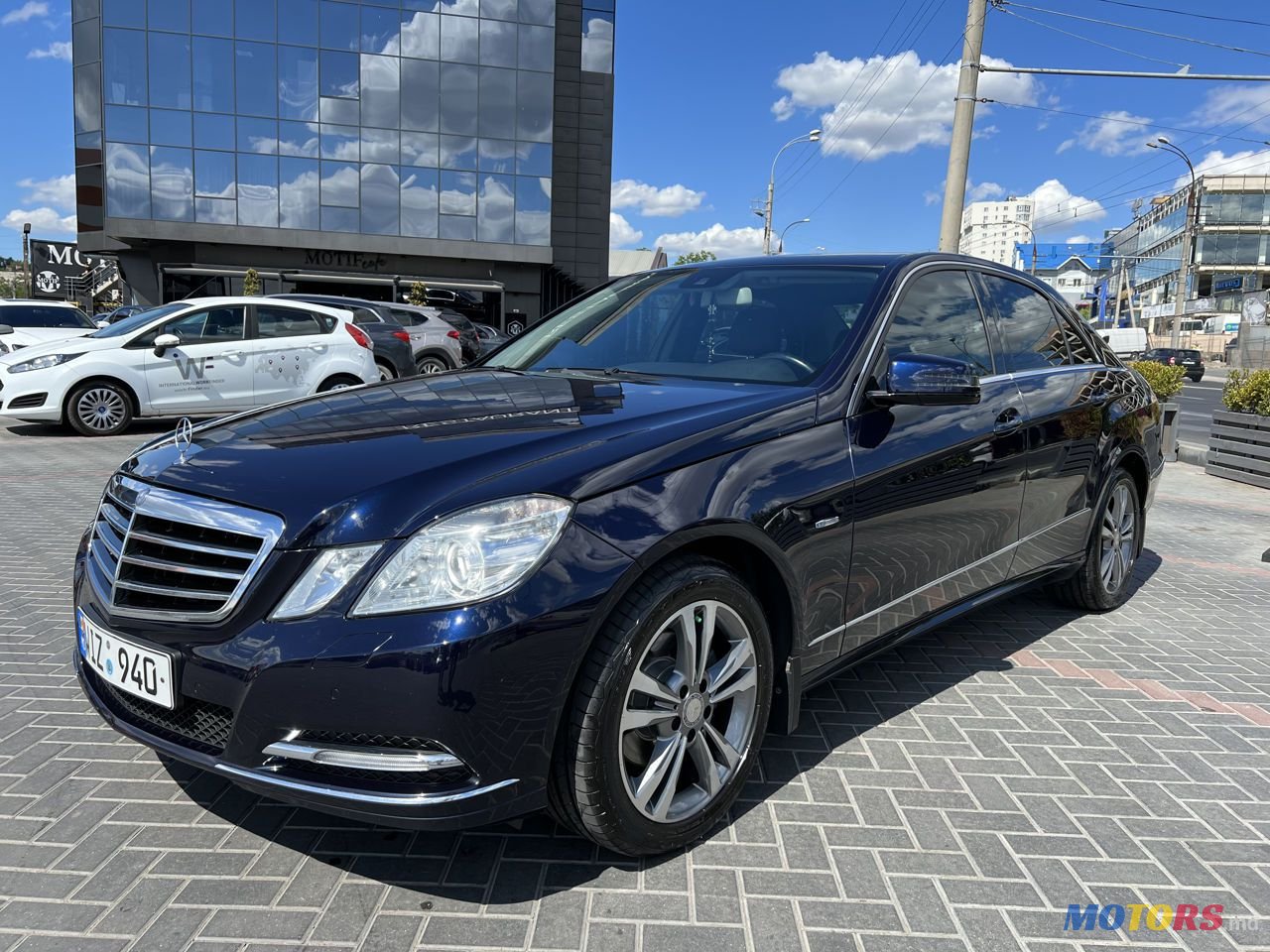 2012' Mercedes-Benz E Класс photo #1