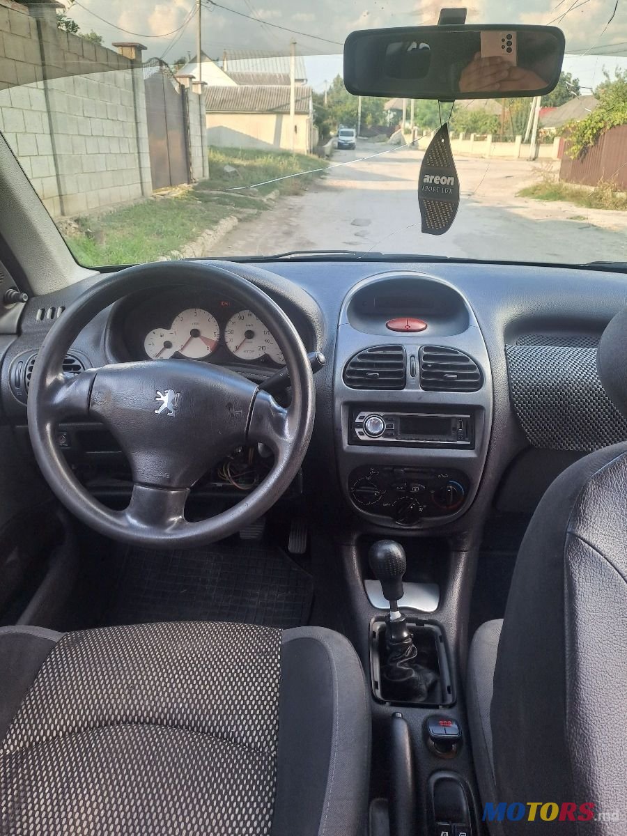 2006' Peugeot 206 photo #6