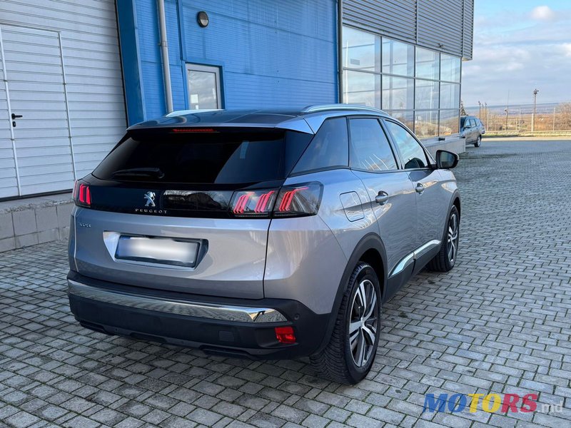 2021' Peugeot 3008 photo #3