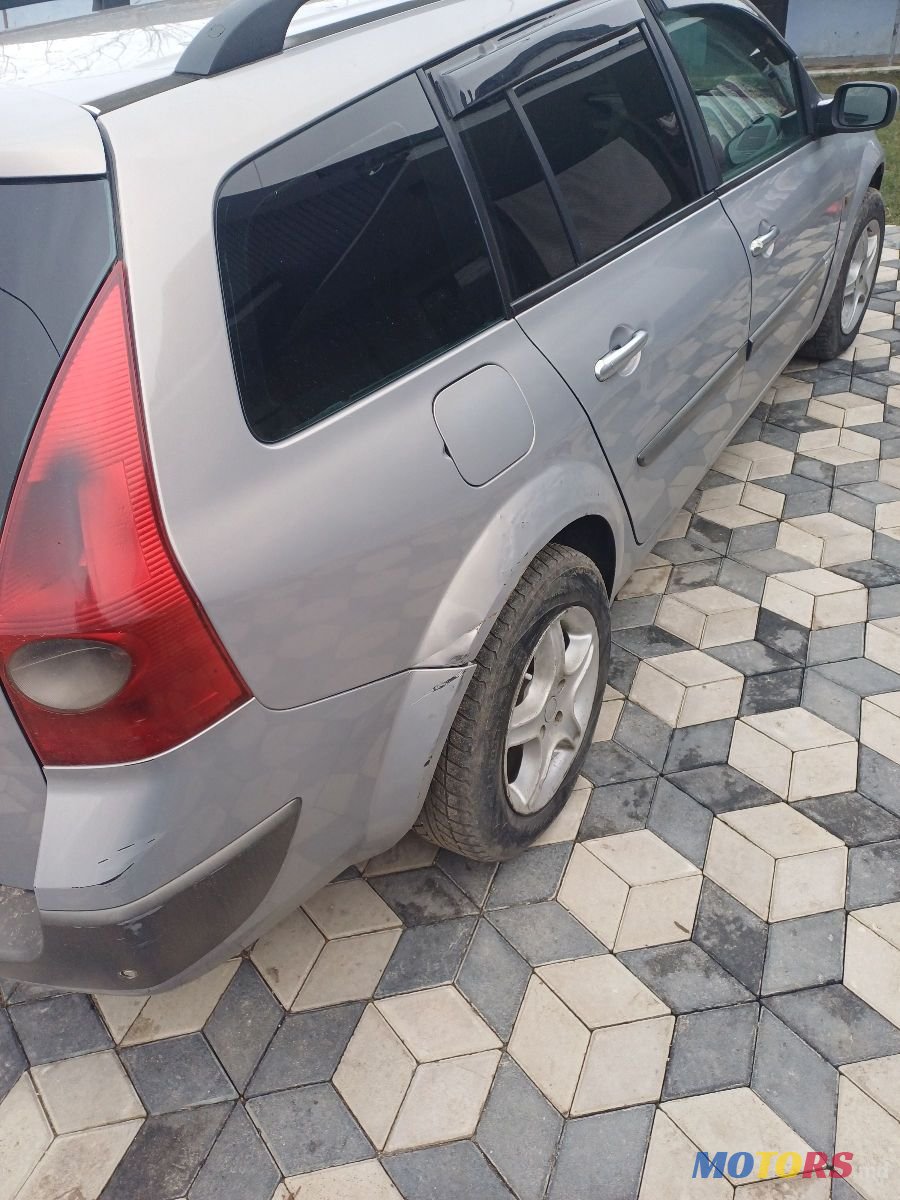 2005' Renault Megane photo #5