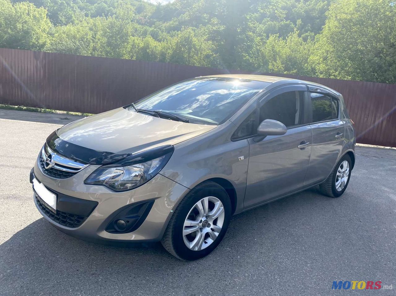 2014' Opel Corsa photo #2