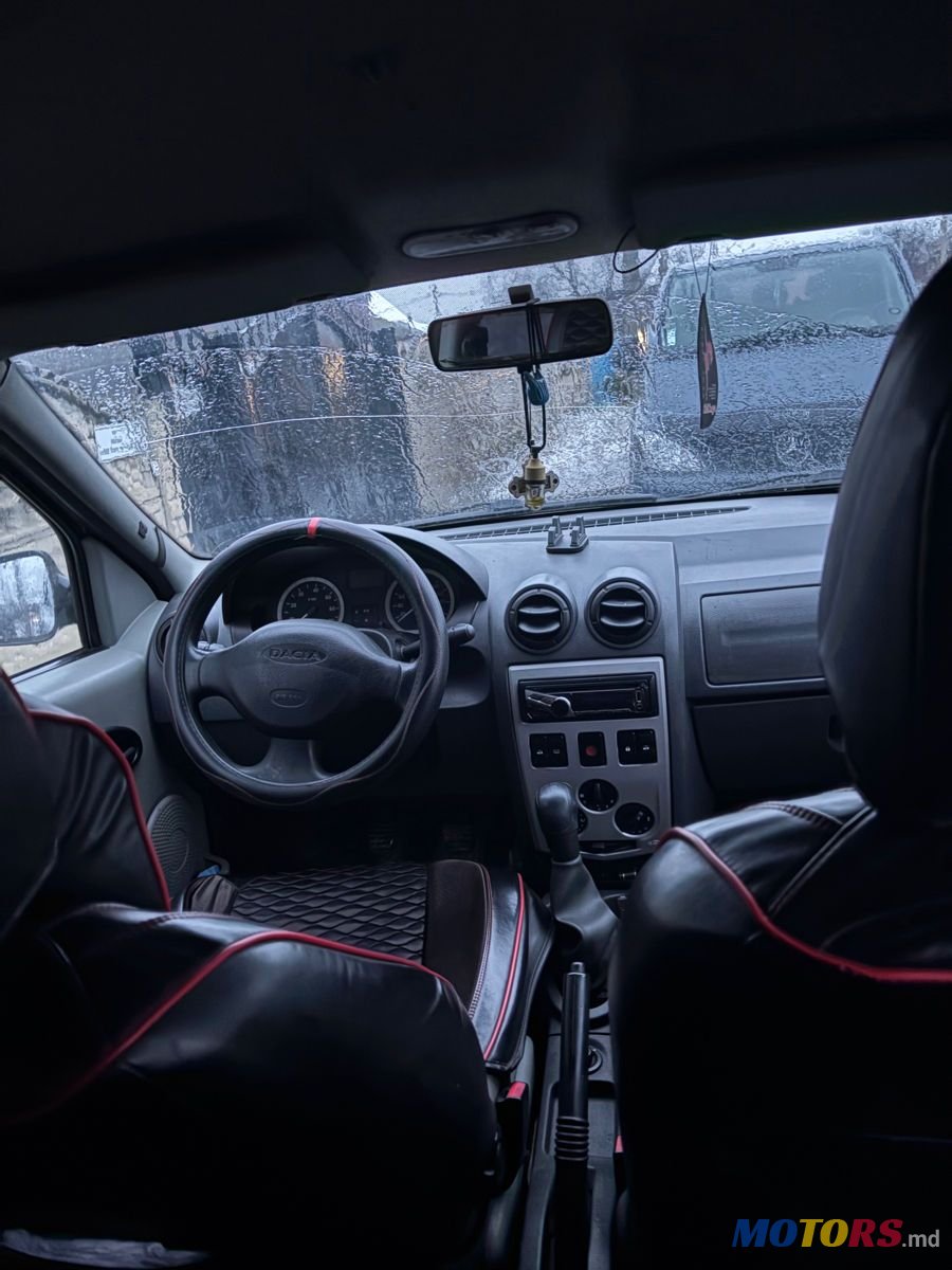 2007' Dacia Logan Mcv photo #5