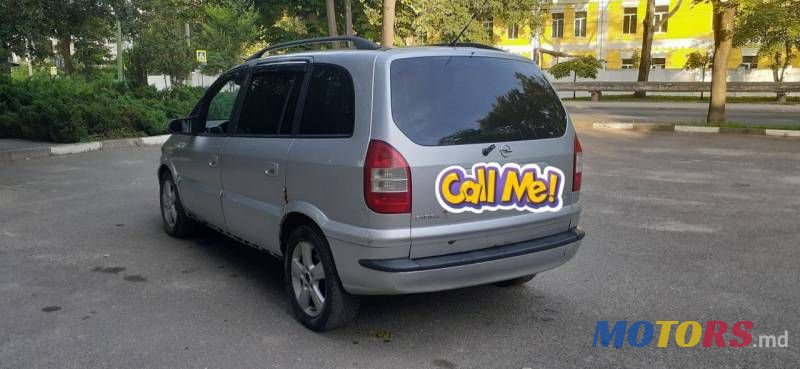 2004' Opel Zafira photo #2