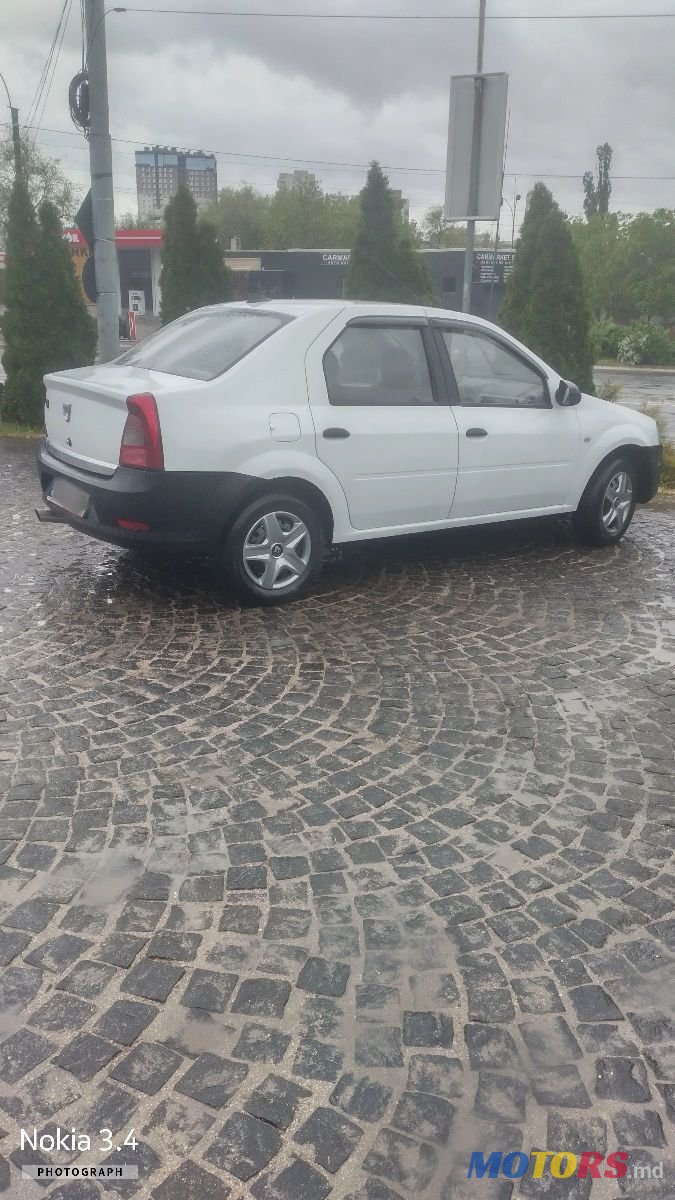 2010' Dacia Logan photo #3