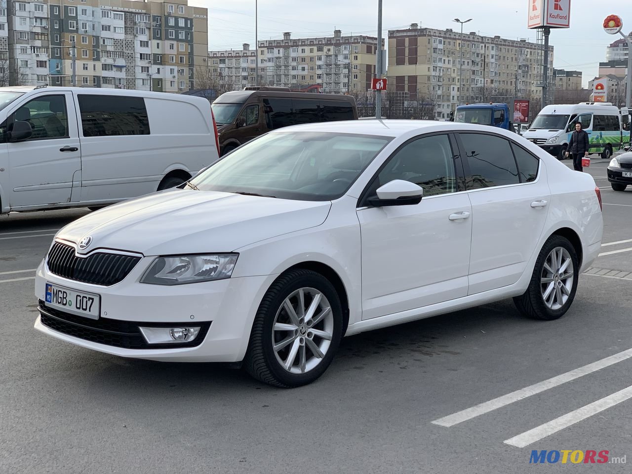 2016' Skoda Octavia photo #3
