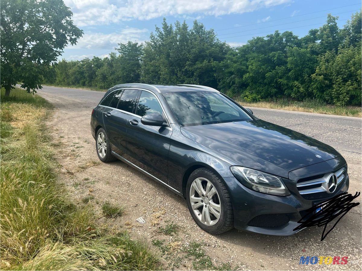 2015' Mercedes-Benz C-Class photo #2
