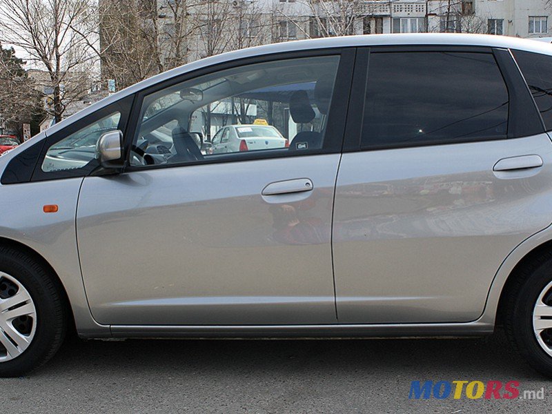 2009' Honda Jazz photo #3