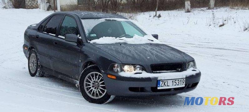 2002' Volvo S40 photo #1