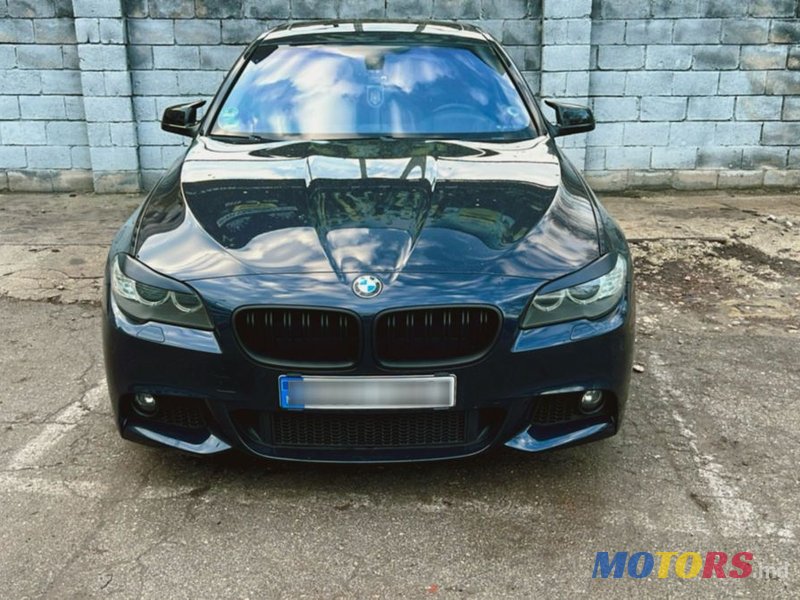 2010' BMW 5 Series photo #1