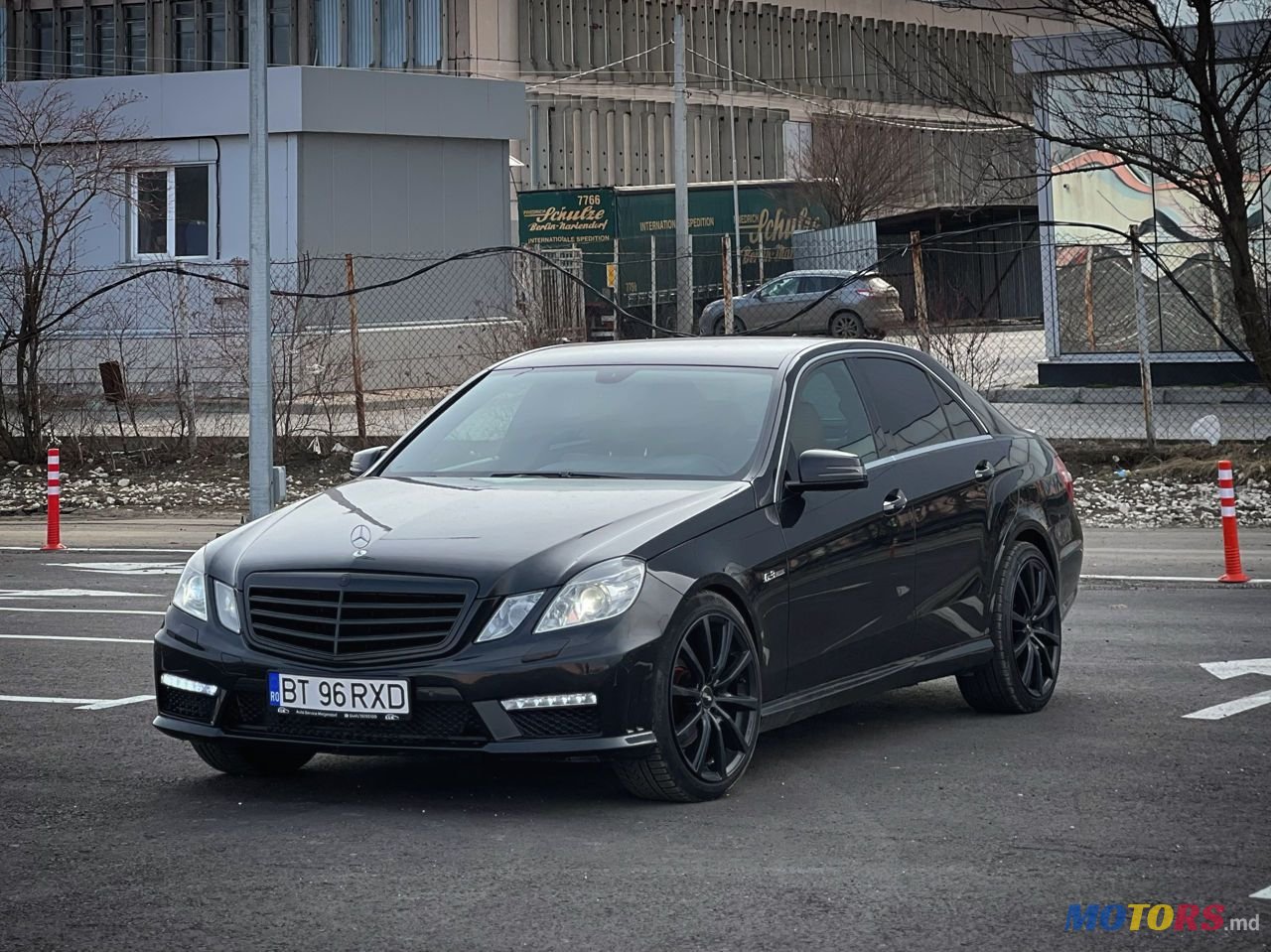2009' Mercedes-Benz E Класс photo #3