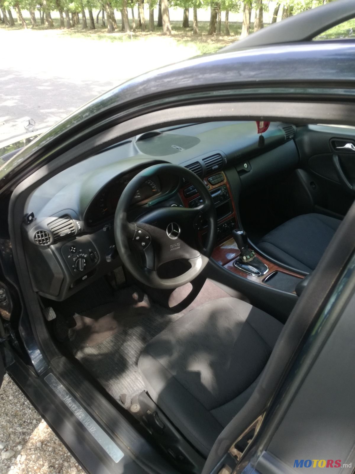 2003' Mercedes-Benz C класс 1.8 компрессор photo #1