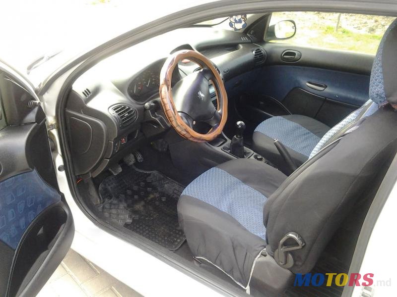 2002' Peugeot 206 photo #4
