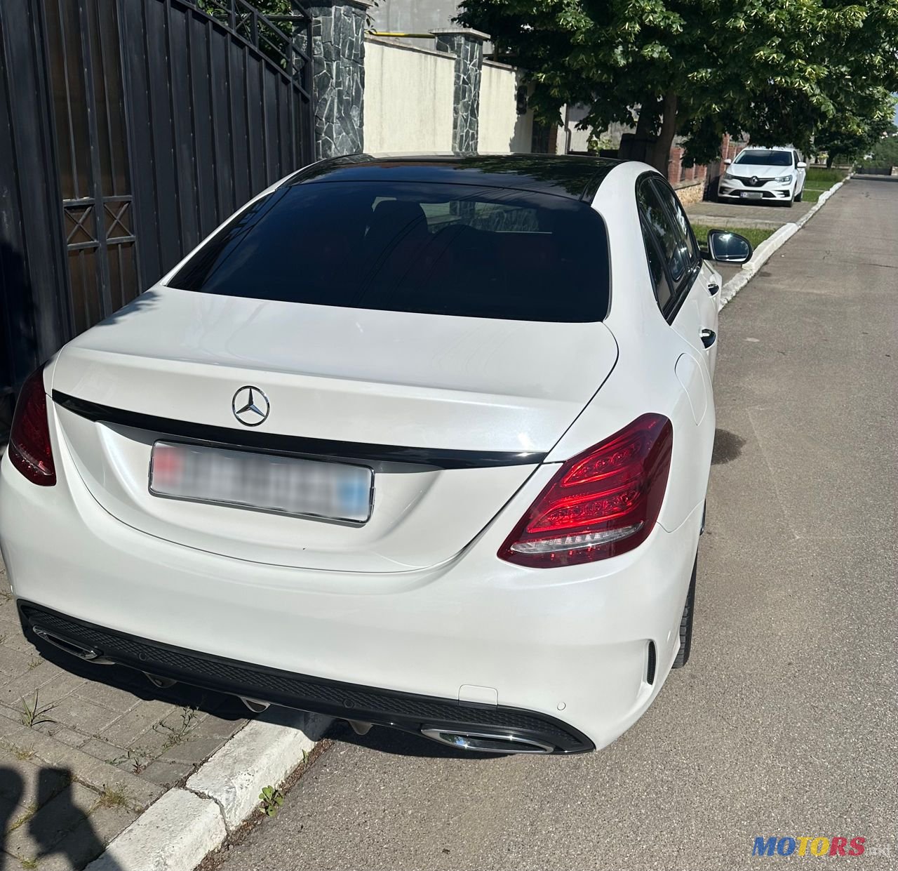 2016' Mercedes-Benz C-Class photo #5