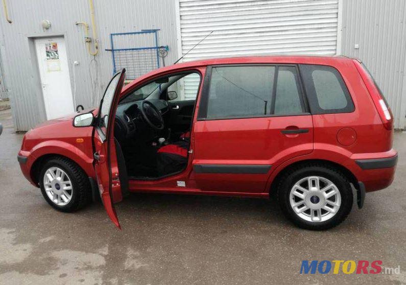 2009' Ford Fusion photo #1