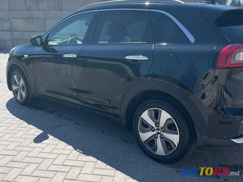 2016' Kia Niro photo #2