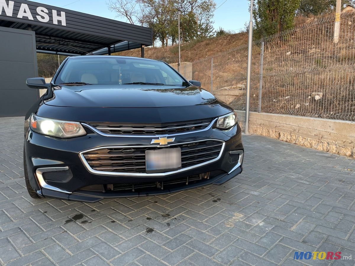 2017' Chevrolet Malibu photo #2
