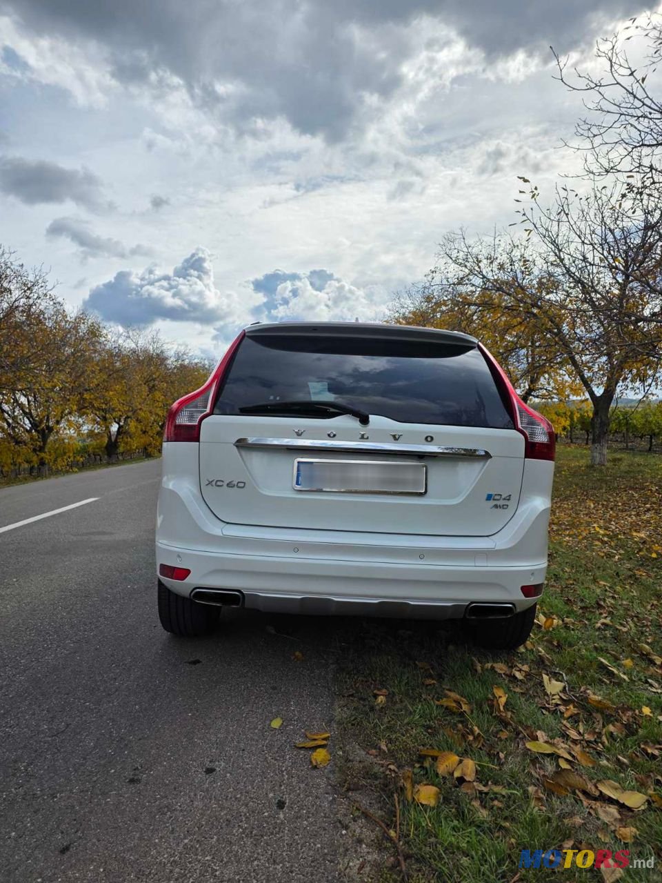 2015' Volvo XC60 photo #2
