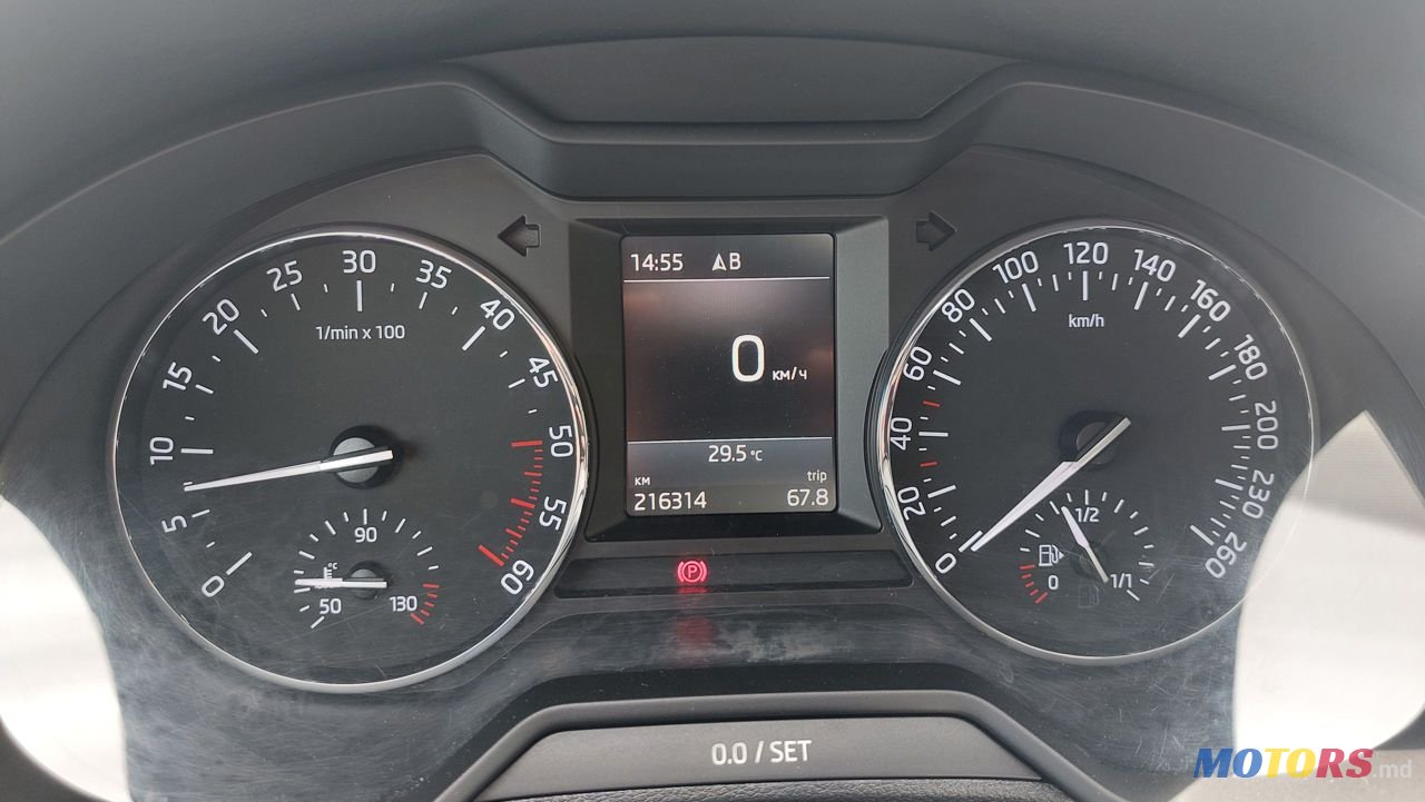 2013' Skoda Octavia photo #3