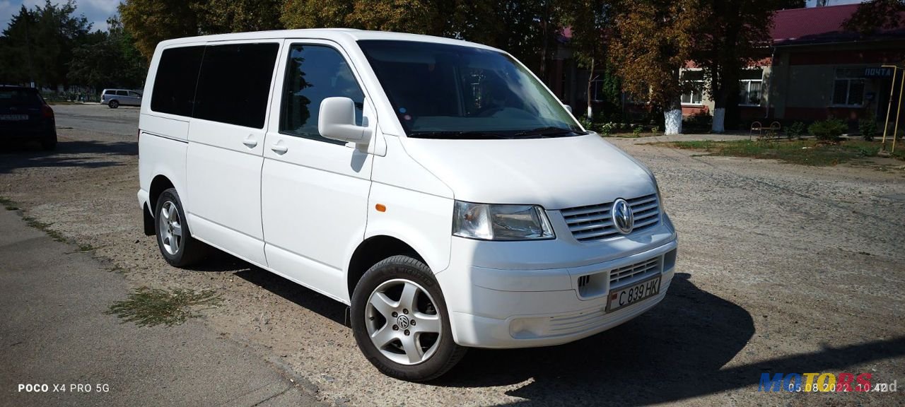 2007' Volkswagen Transporter photo #4