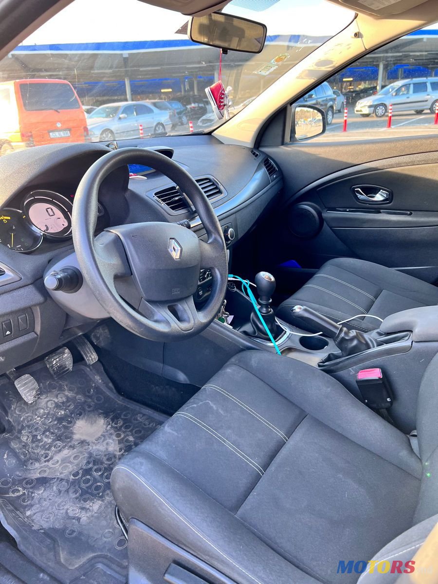 2013' Renault Megane photo #6