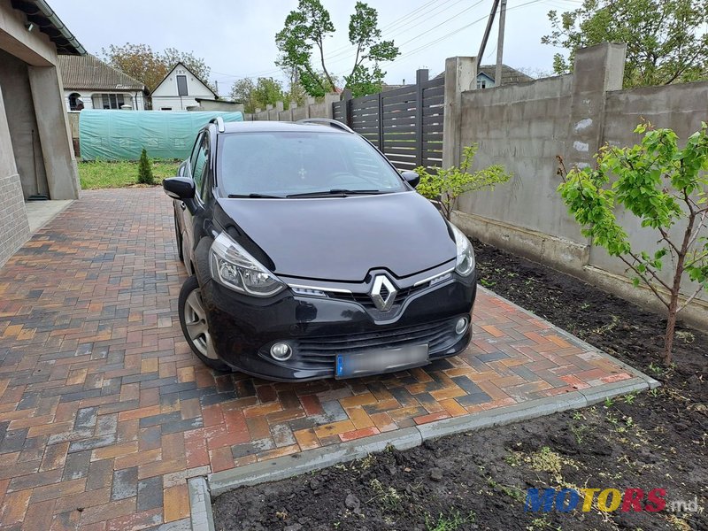 2014' Renault Clio photo #1