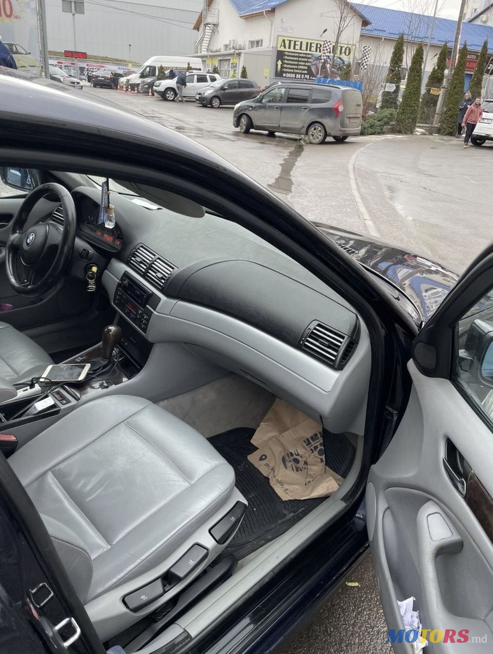 2004' BMW 3 Series photo #5