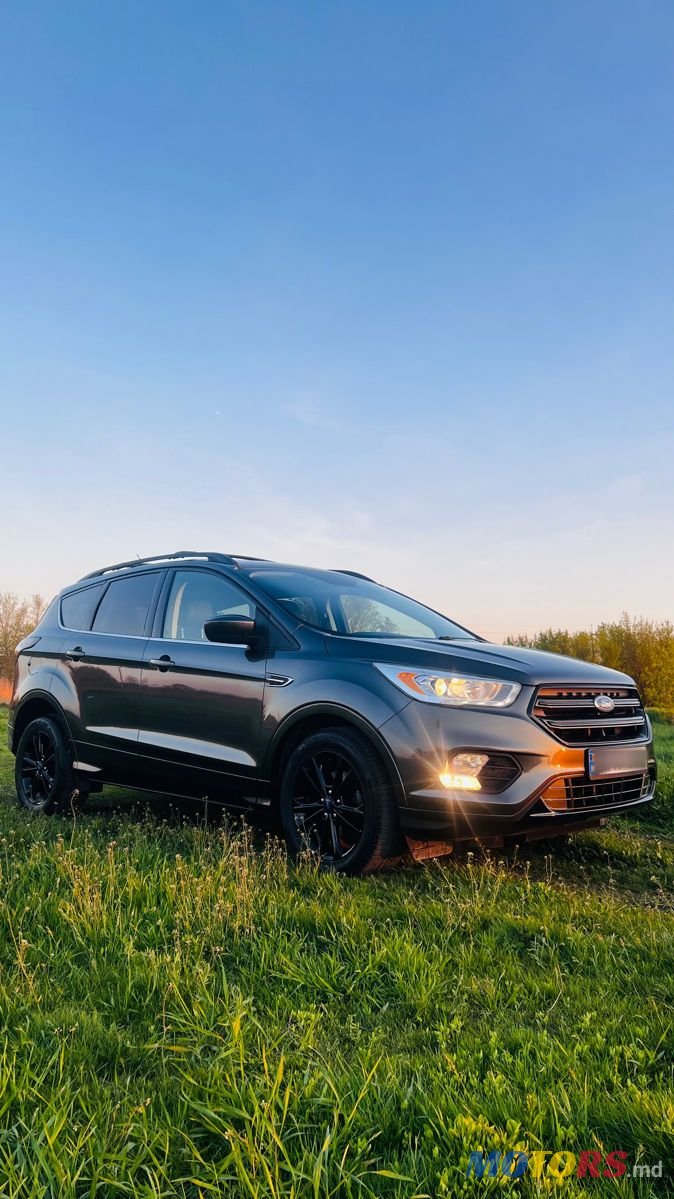 2016' Ford Escape photo #1