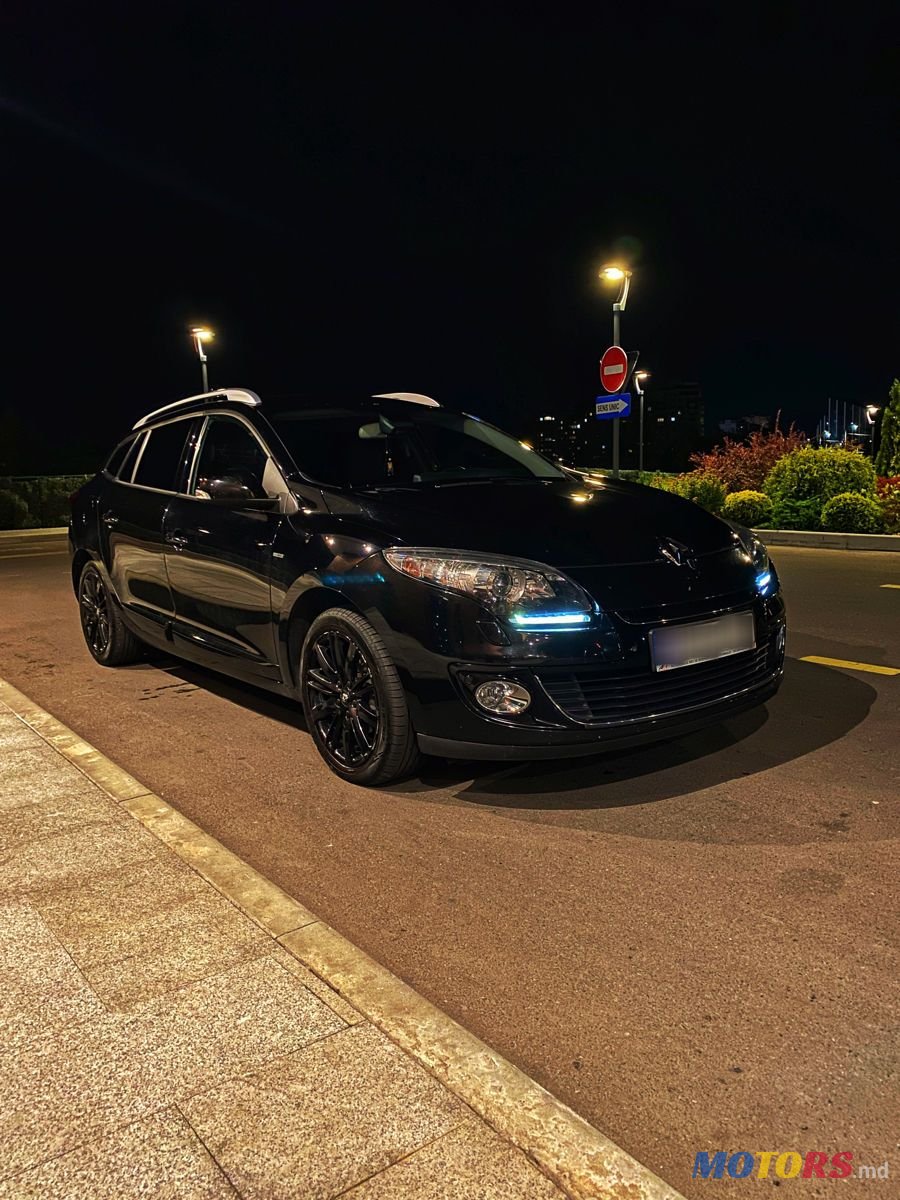 2013' Renault Megane photo #3