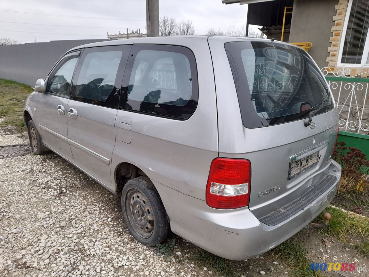 2004' Kia Carnival photo #6