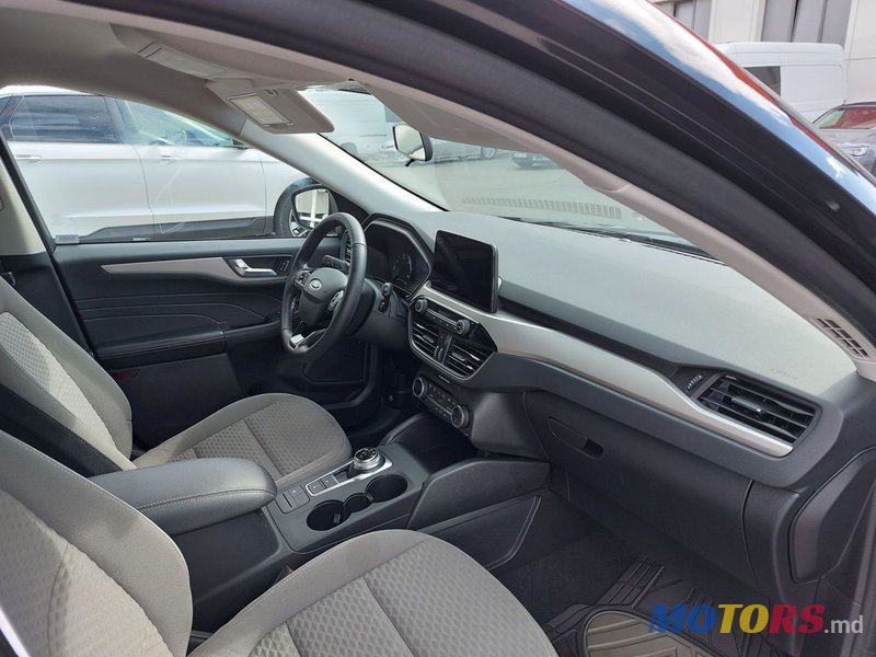 2021' Ford Kuga photo #6