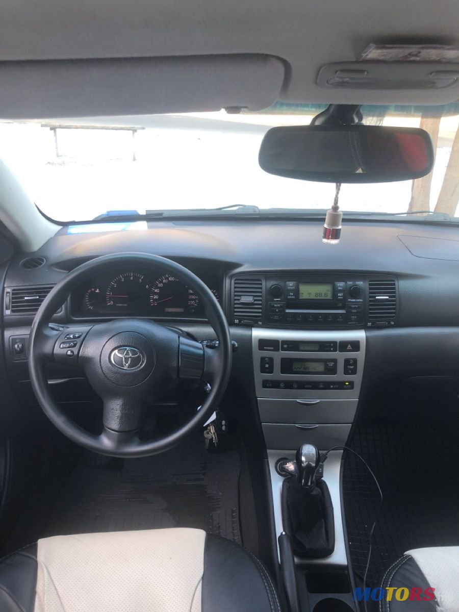 2005' Toyota Corolla photo #6