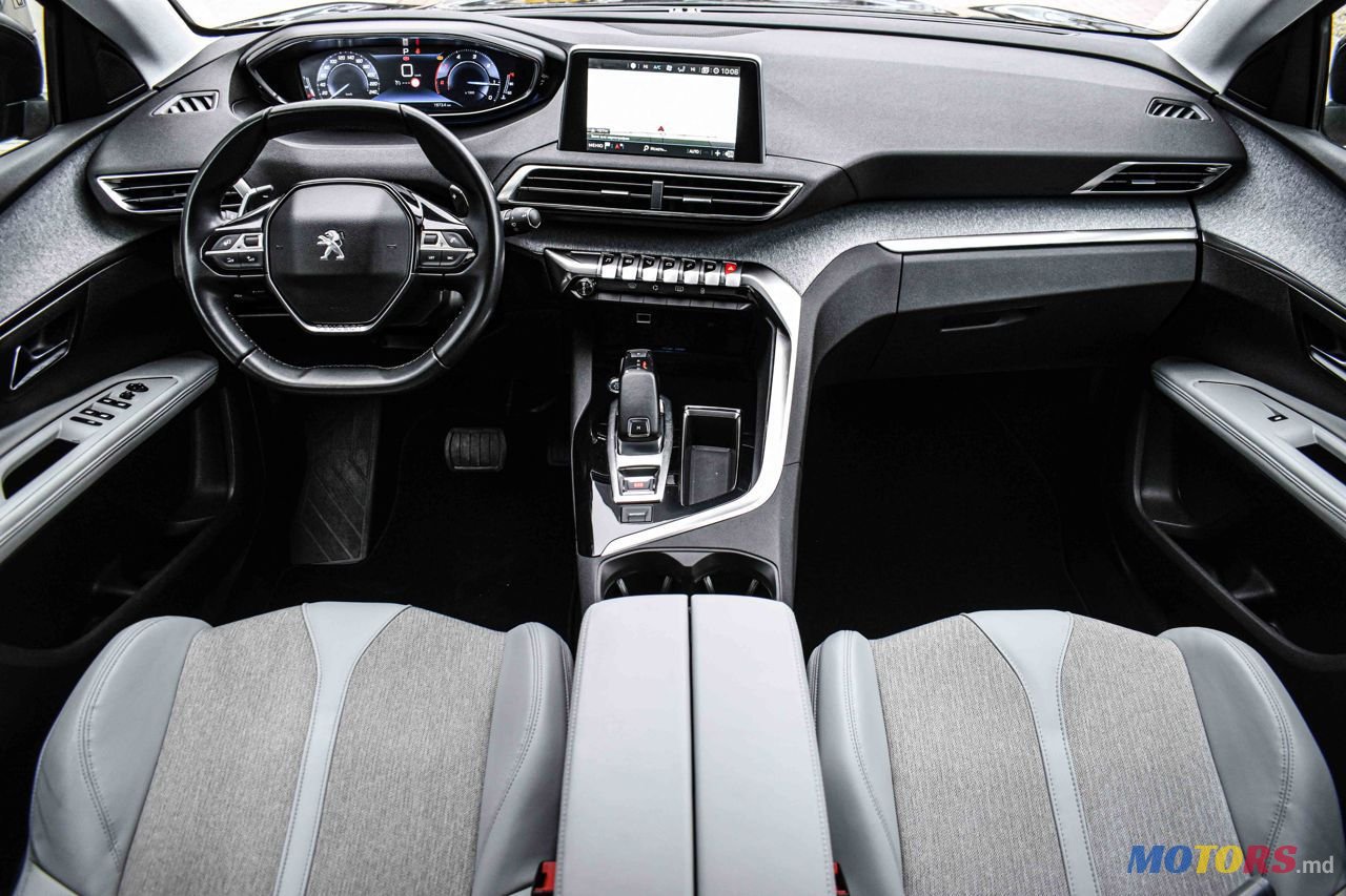 2018' Peugeot 5008 photo #5