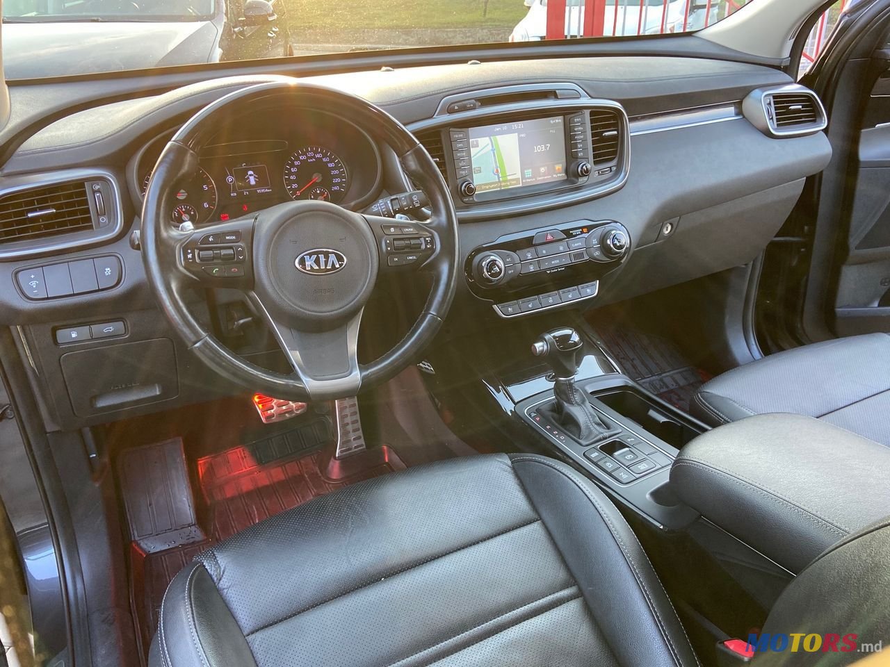 2017' Kia Sorento photo #4