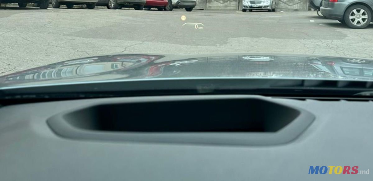 2018' BMW 5 Series photo #4