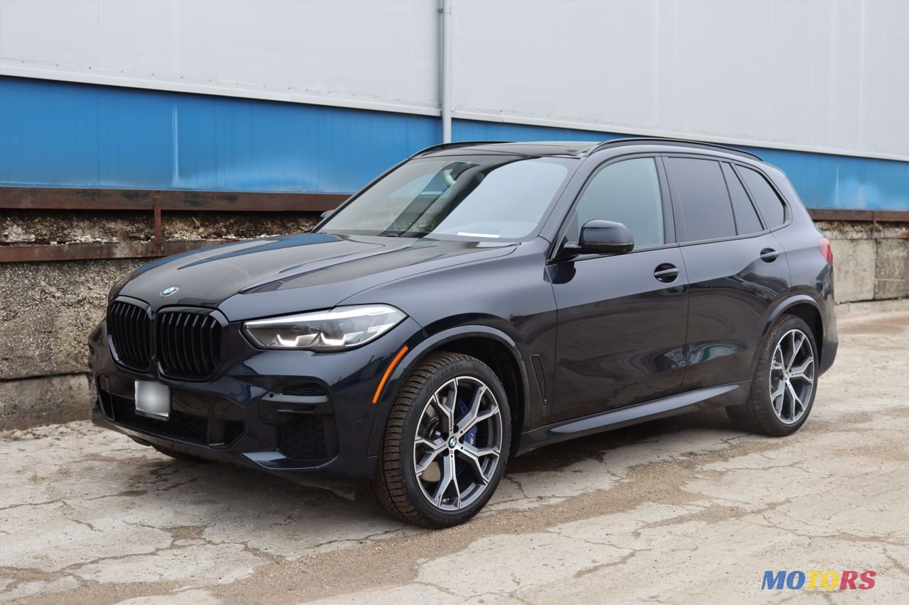 2022' BMW X5 photo #2