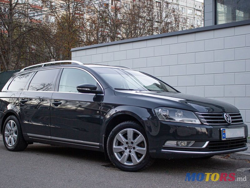 2012' Volkswagen Passat photo #1