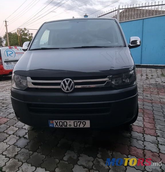 2014' Volkswagen Transporter photo #4