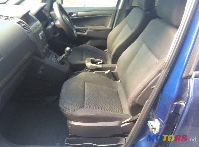 2008' Opel Zafira photo #1