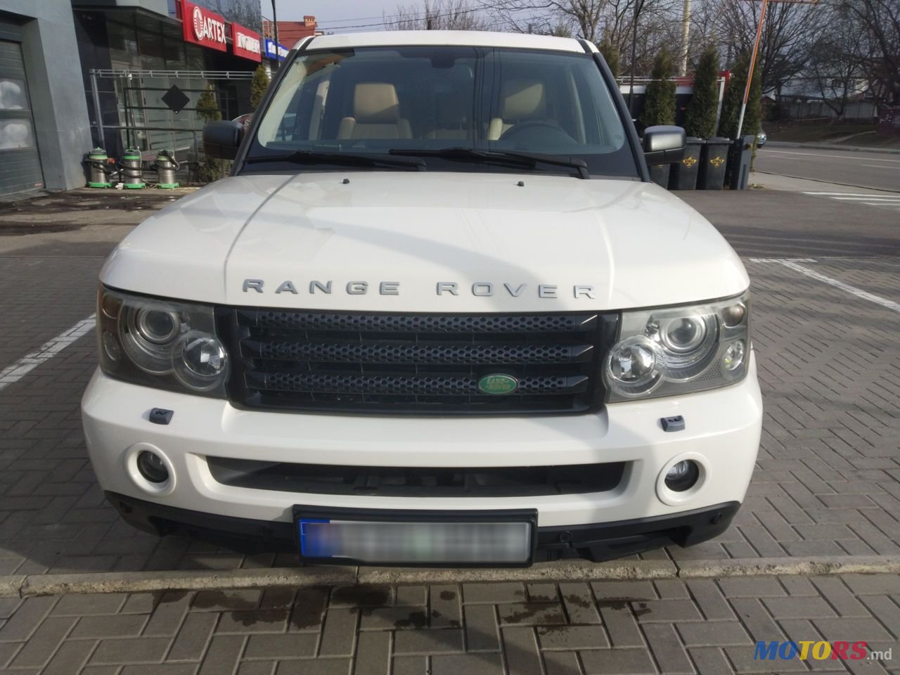 2008' Land Rover Range Rover Sport photo #3