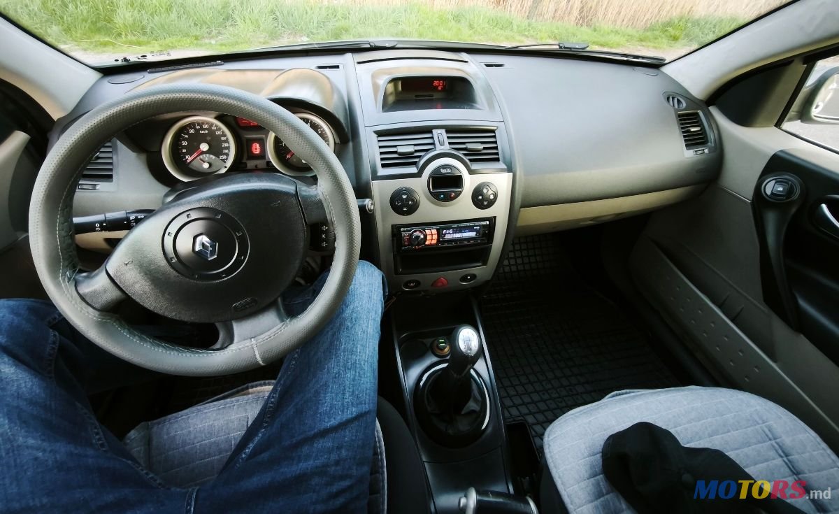 2003' Renault Megane photo #4