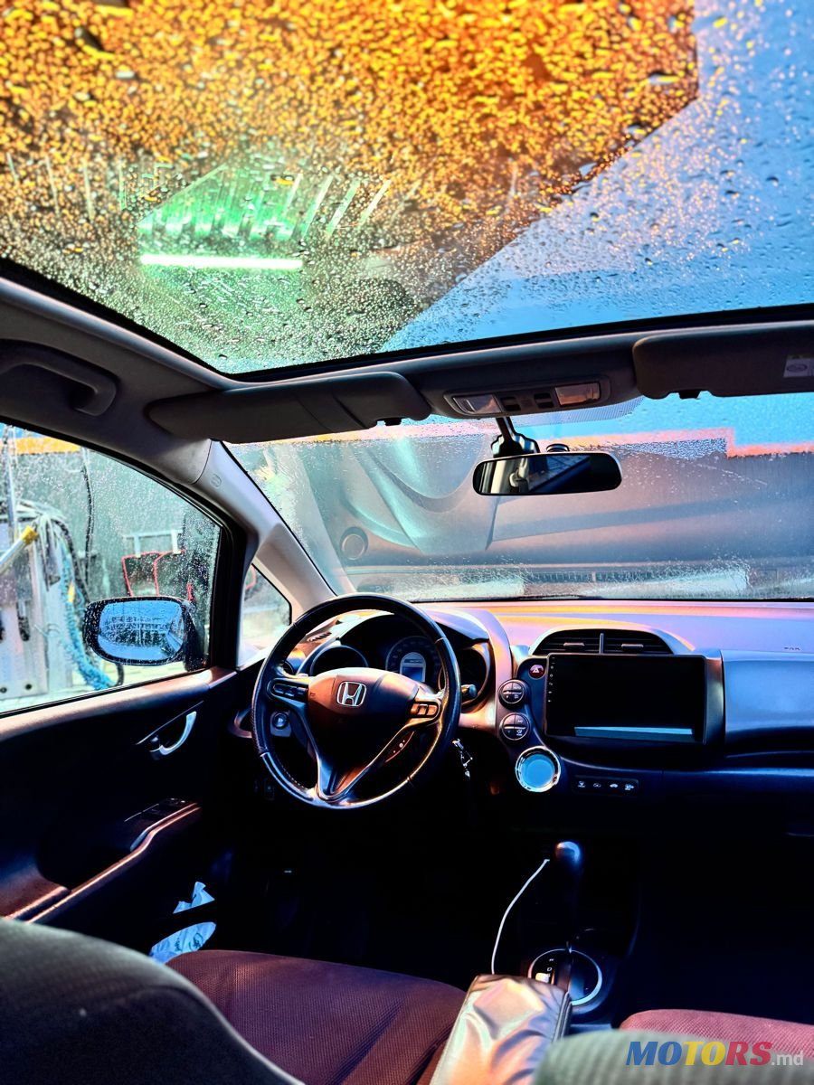 2012' Honda Jazz photo #6