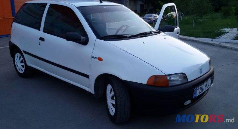 1997' Fiat Punto photo #1