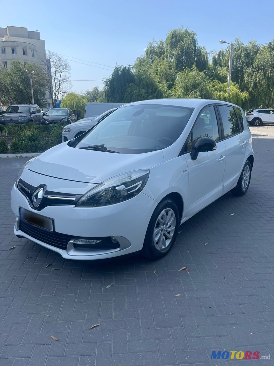 2015' Renault Scenic photo #1